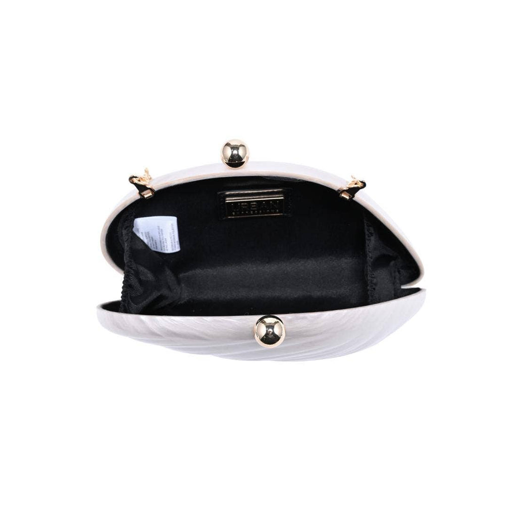 Shell Shaped Clutch