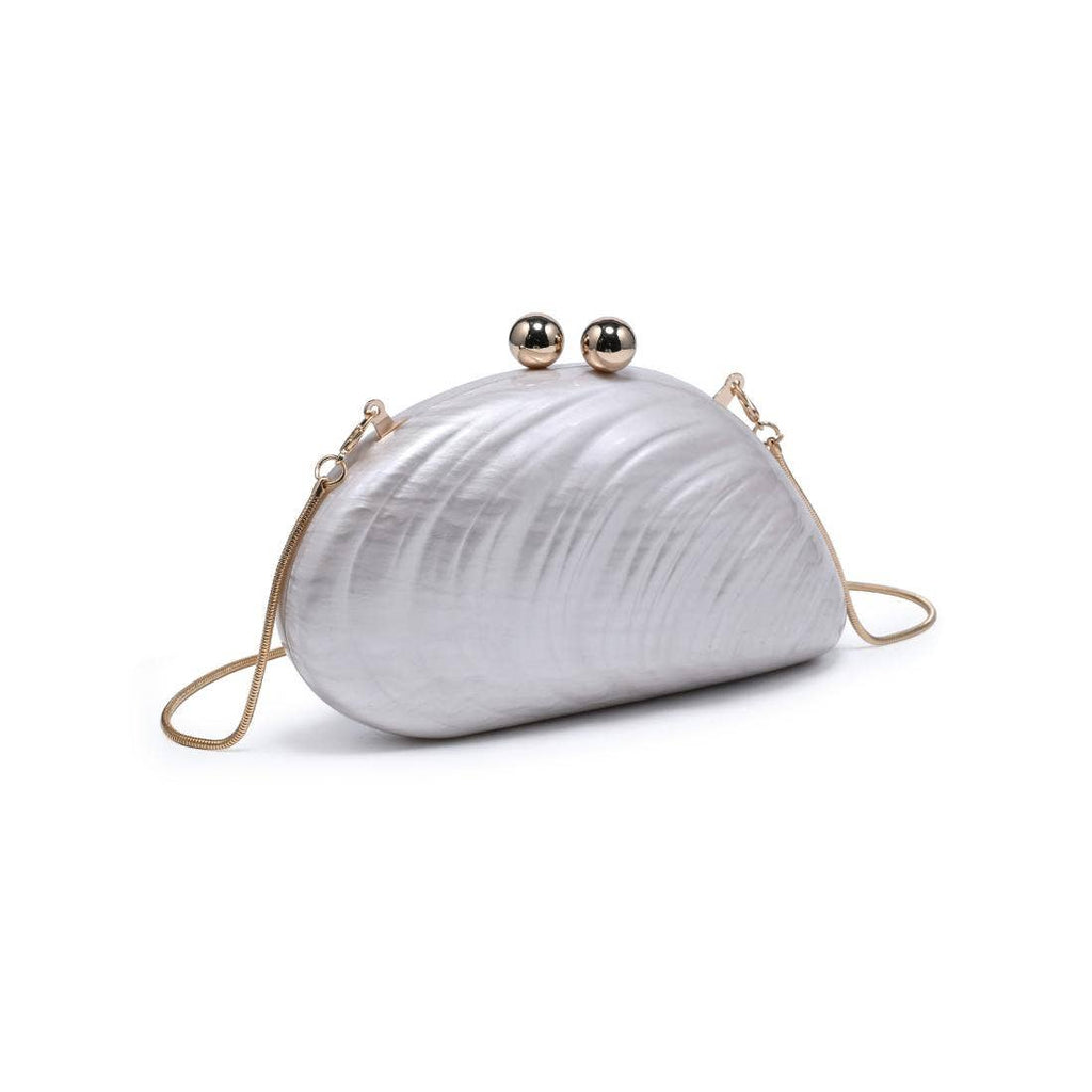 Shell Shaped Clutch